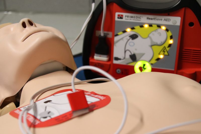 SGI_Formations_articles_Defibrillateur